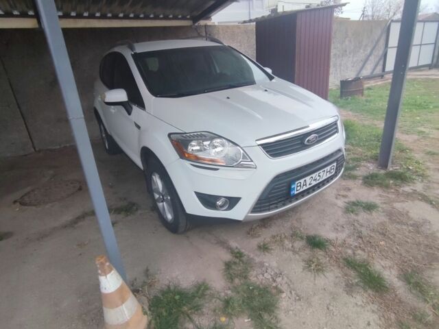Білий Форд Куга, об'ємом двигуна 2 л та пробігом 217 тис. км за 11000 $, фото 10 на Automoto.ua