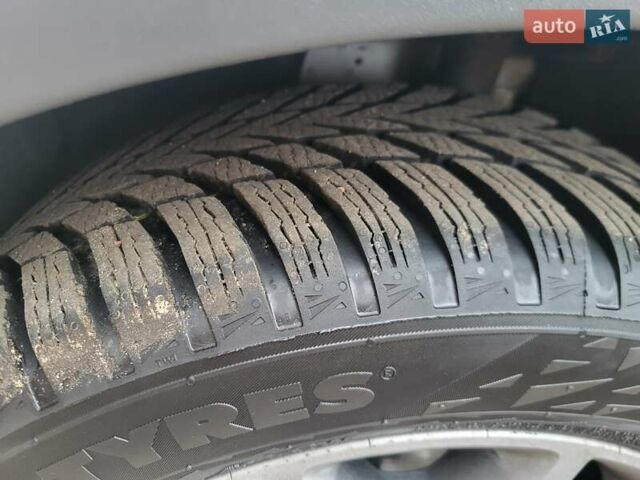 Белый Форд Куга, объемом двигателя 2 л и пробегом 198 тыс. км за 12000 $, фото 19 на Automoto.ua