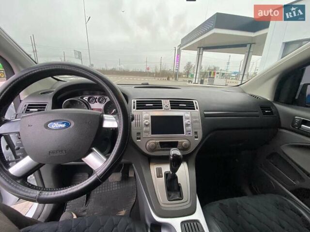 Белый Форд Куга, объемом двигателя 2.5 л и пробегом 220 тыс. км за 10500 $, фото 47 на Automoto.ua