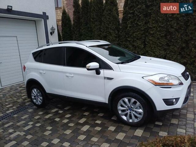 Білий Форд Куга, об'ємом двигуна 2 л та пробігом 150 тис. км за 11900 $, фото 6 на Automoto.ua