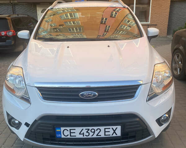 Белый Форд Куга, объемом двигателя 2 л и пробегом 223 тыс. км за 11000 $, фото 1 на Automoto.ua