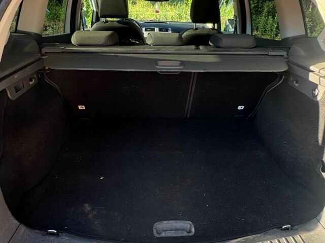 Белый Форд Куга, объемом двигателя 2 л и пробегом 270 тыс. км за 9700 $, фото 11 на Automoto.ua