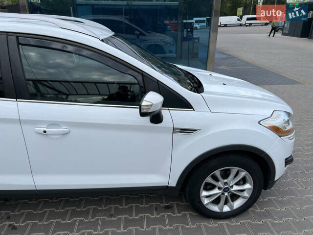 Белый Форд Куга, объемом двигателя 2 л и пробегом 199 тыс. км за 11200 $, фото 14 на Automoto.ua