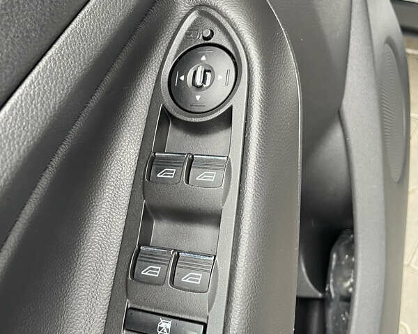 Белый Форд Куга, объемом двигателя 2 л и пробегом 182 тыс. км за 12400 $, фото 30 на Automoto.ua