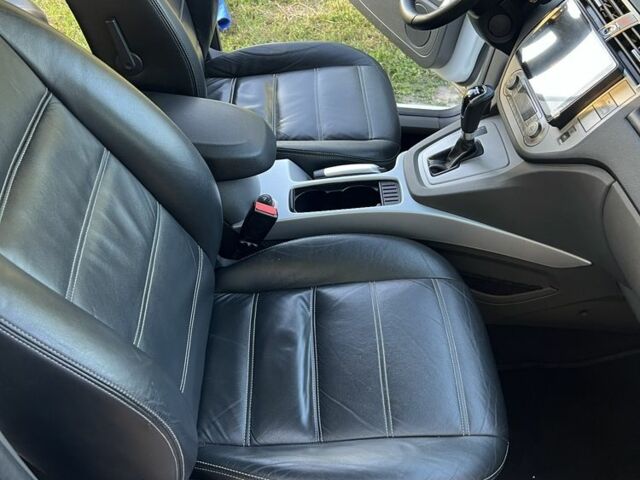 Белый Форд Куга, объемом двигателя 2 л и пробегом 160 тыс. км за 9750 $, фото 9 на Automoto.ua