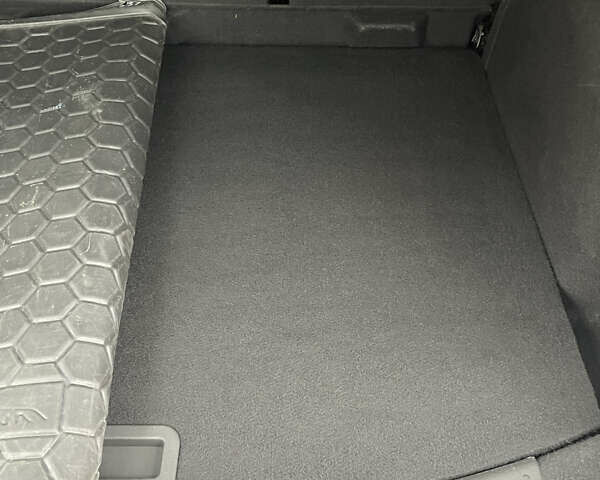 Белый Форд Куга, объемом двигателя 2 л и пробегом 182 тыс. км за 12400 $, фото 46 на Automoto.ua