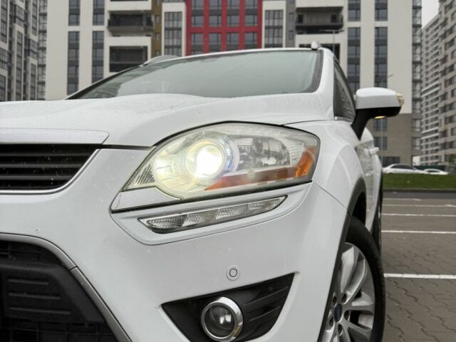 Белый Форд Куга, объемом двигателя 2 л и пробегом 272 тыс. км за 11499 $, фото 8 на Automoto.ua