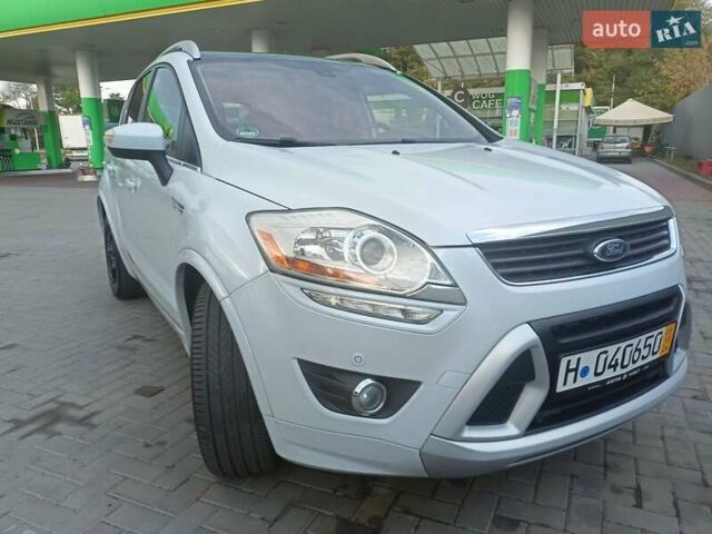 Білий Форд Куга, об'ємом двигуна 2 л та пробігом 148 тис. км за 13600 $, фото 2 на Automoto.ua