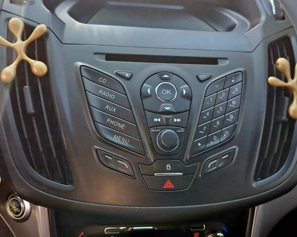 Білий Форд Куга, об'ємом двигуна 2 л та пробігом 190 тис. км за 11600 $, фото 3 на Automoto.ua