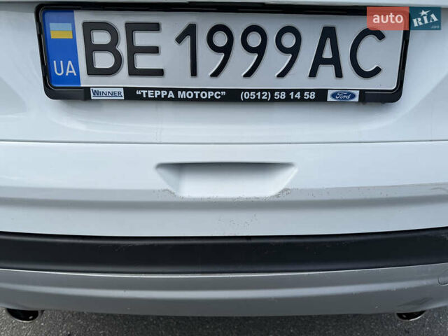 Форд Куга 2013 у Києві на Automoto.ua Білий Форд Куга, об'ємом двигуна 1.6 л та пробігом 126 тис. км за 13000 $, фото 14 на Automoto.ua