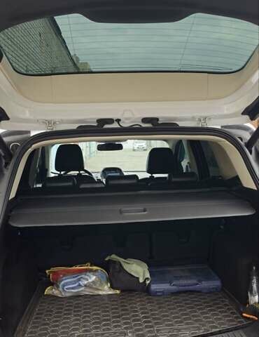 Белый Форд Куга, объемом двигателя 2 л и пробегом 135 тыс. км за 14500 $, фото 70 на Automoto.ua