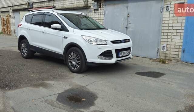 Белый Форд Куга, объемом двигателя 2 л и пробегом 135 тыс. км за 14500 $, фото 62 на Automoto.ua