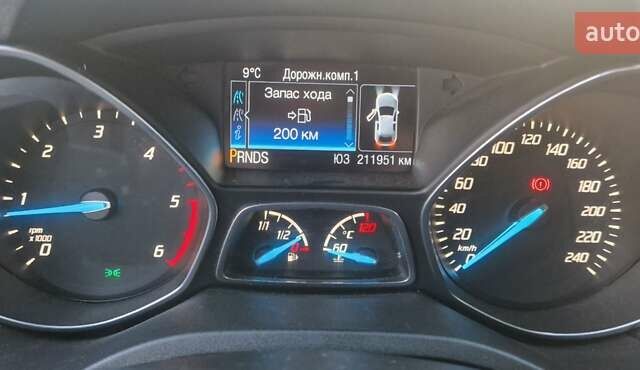 Форд Куга 2013 в Черновцах на Automoto.ua Белый Форд Куга, объемом двигателя 2 л и пробегом 211 тыс. км за 13999 $, фото 1 на Automoto.ua