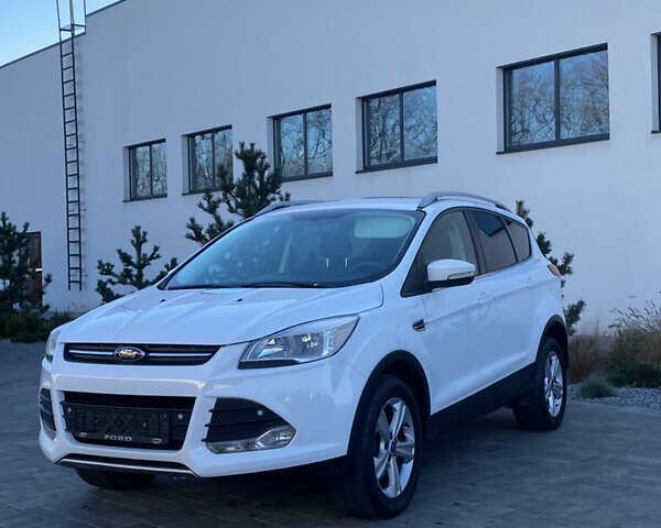 Білий Форд Куга, об'ємом двигуна 2 л та пробігом 248 тис. км за 11850 $, фото 8 на Automoto.ua