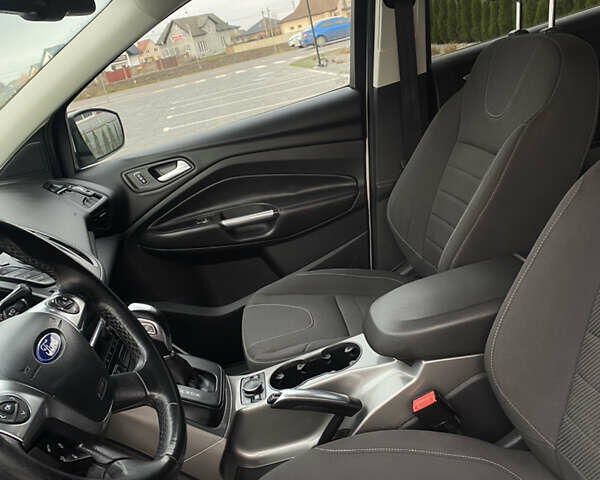 Білий Форд Куга, об'ємом двигуна 2 л та пробігом 248 тис. км за 11850 $, фото 19 на Automoto.ua