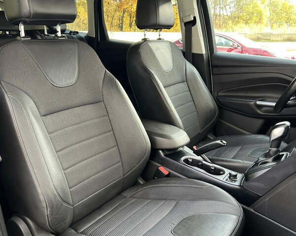 Білий Форд Куга, об'ємом двигуна 2 л та пробігом 198 тис. км за 11800 $, фото 32 на Automoto.ua