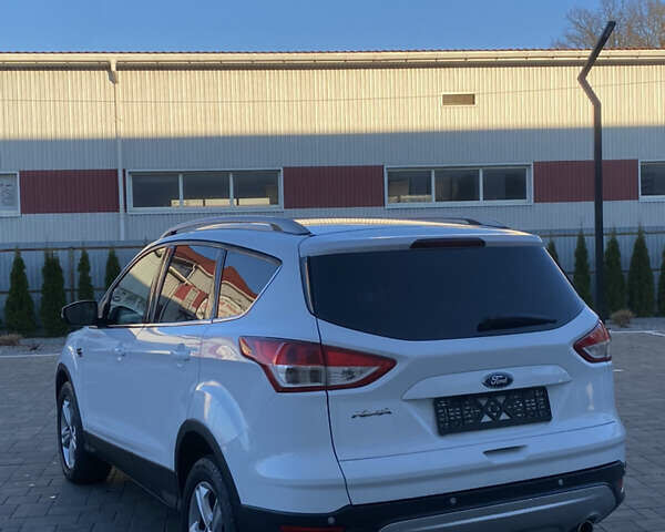 Білий Форд Куга, об'ємом двигуна 2 л та пробігом 248 тис. км за 11850 $, фото 10 на Automoto.ua