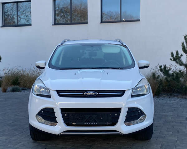 Білий Форд Куга, об'ємом двигуна 2 л та пробігом 248 тис. км за 11850 $, фото 1 на Automoto.ua