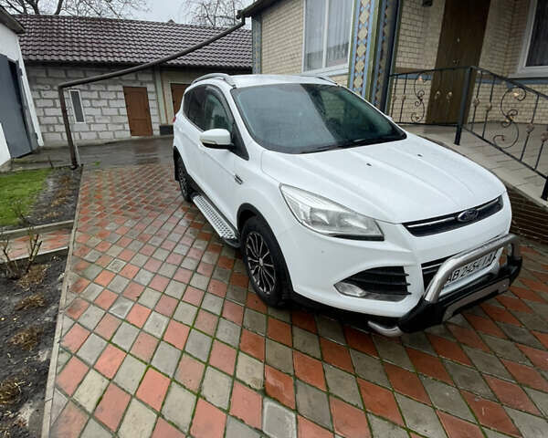 Білий Форд Куга, об'ємом двигуна 2 л та пробігом 301 тис. км за 12400 $, фото 24 на Automoto.ua