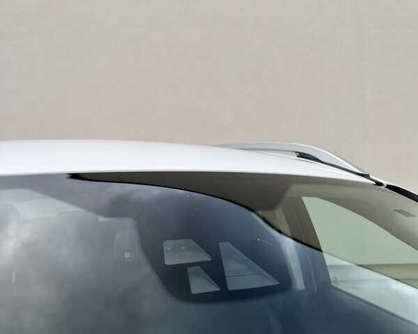 Білий Форд Куга, об'ємом двигуна 2 л та пробігом 198 тис. км за 11800 $, фото 3 на Automoto.ua