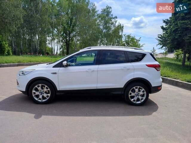 Білий Форд Куга, об'ємом двигуна 2 л та пробігом 204 тис. км за 14300 $, фото 4 на Automoto.ua