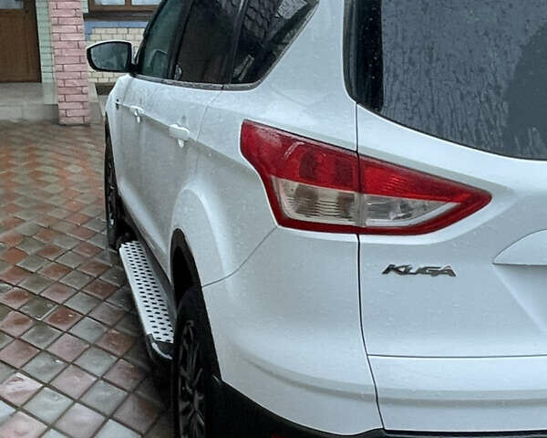 Білий Форд Куга, об'ємом двигуна 2 л та пробігом 301 тис. км за 12400 $, фото 10 на Automoto.ua