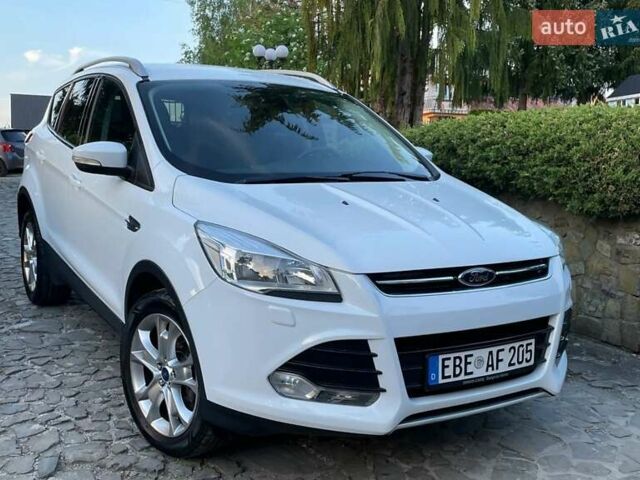Белый Форд Куга, объемом двигателя 2 л и пробегом 187 тыс. км за 11000 $, фото 2 на Automoto.ua