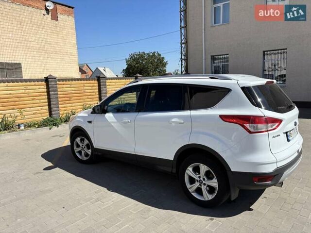 Белый Форд Куга, объемом двигателя 2 л и пробегом 199 тыс. км за 13800 $, фото 3 на Automoto.ua
