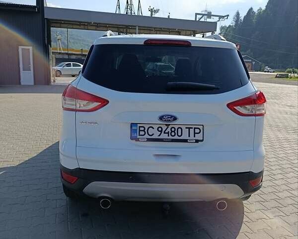Білий Форд Куга, об'ємом двигуна 2 л та пробігом 272 тис. км за 12900 $, фото 7 на Automoto.ua