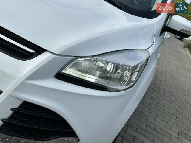 Белый Форд Куга, объемом двигателя 2 л и пробегом 125 тыс. км за 13700 $, фото 17 на Automoto.ua