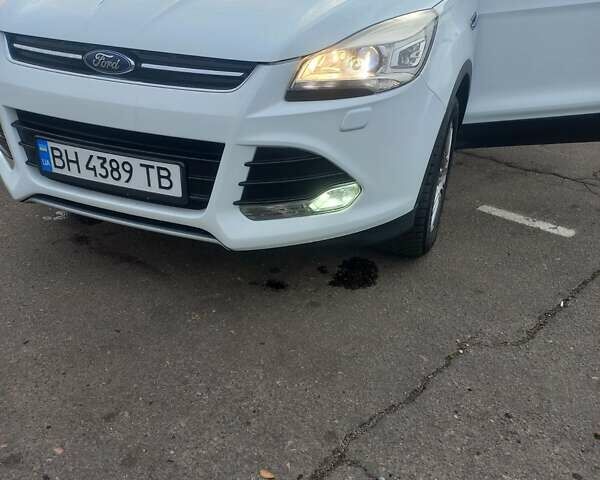 Белый Форд Куга, объемом двигателя 2 л и пробегом 123 тыс. км за 13200 $, фото 22 на Automoto.ua