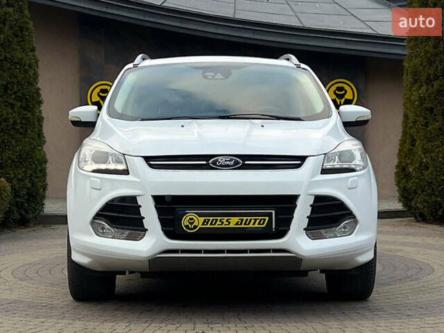 Белый Форд Куга, объемом двигателя 2 л и пробегом 201 тыс. км за 13999 $, фото 1 на Automoto.ua