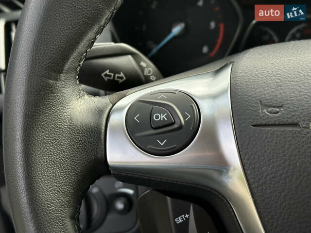 Белый Форд Куга, объемом двигателя 2 л и пробегом 125 тыс. км за 13700 $, фото 43 на Automoto.ua