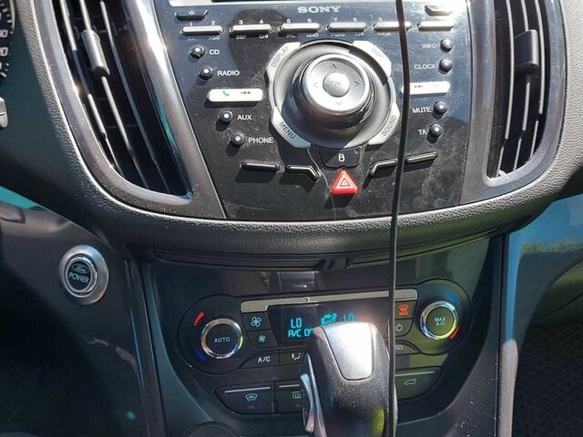 Белый Форд Куга, объемом двигателя 2 л и пробегом 245 тыс. км за 13500 $, фото 14 на Automoto.ua