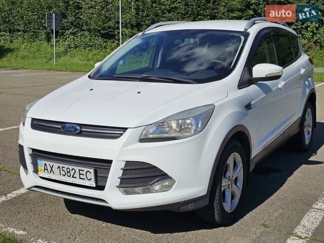 Белый Форд Куга, объемом двигателя 2 л и пробегом 106 тыс. км за 11016 $, фото 21 на Automoto.ua