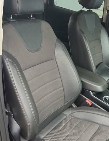 Белый Форд Куга, объемом двигателя 2 л и пробегом 135 тыс. км за 14500 $, фото 55 на Automoto.ua