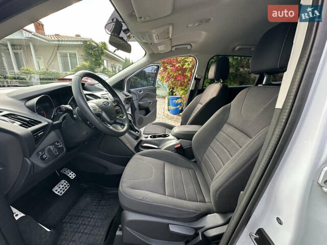 Белый Форд Куга, объемом двигателя 2 л и пробегом 125 тыс. км за 13700 $, фото 32 на Automoto.ua