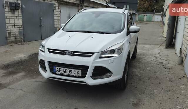 Белый Форд Куга, объемом двигателя 2 л и пробегом 135 тыс. км за 14500 $, фото 60 на Automoto.ua