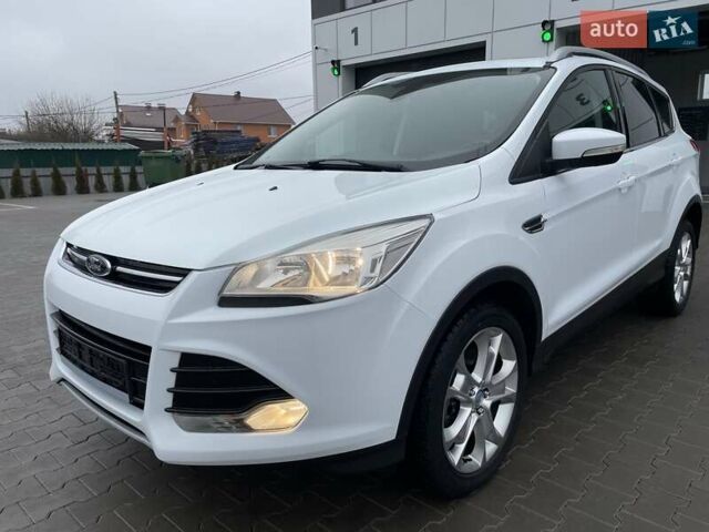 Белый Форд Куга, объемом двигателя 2 л и пробегом 182 тыс. км за 11950 $, фото 8 на Automoto.ua