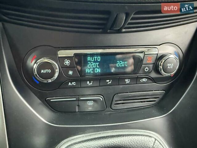 Белый Форд Куга, объемом двигателя 2 л и пробегом 218 тыс. км за 10499 $, фото 15 на Automoto.ua