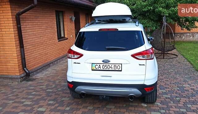 Форд Куга 2013 в Буче на Automoto.ua Белый Форд Куга, объемом двигателя 2 л и пробегом 234 тыс. км за 12000 $, фото 10 на Automoto.ua