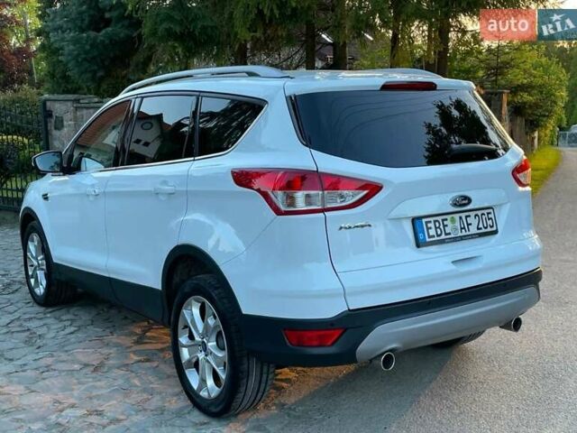 Белый Форд Куга, объемом двигателя 2 л и пробегом 187 тыс. км за 11000 $, фото 14 на Automoto.ua