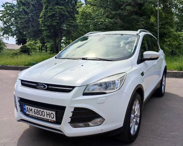 Білий Форд Куга, об'ємом двигуна 2 л та пробігом 204 тис. км за 14300 $, фото 17 на Automoto.ua