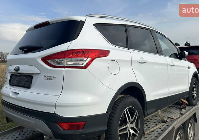 Білий Форд Куга, об'ємом двигуна 1.6 л та пробігом 194 тис. км за 13300 $, фото 11 на Automoto.ua