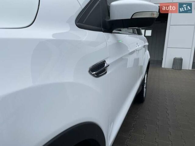 Белый Форд Куга, объемом двигателя 2 л и пробегом 182 тыс. км за 11950 $, фото 12 на Automoto.ua