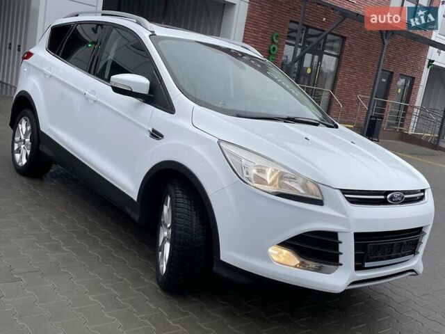 Белый Форд Куга, объемом двигателя 2 л и пробегом 182 тыс. км за 11950 $, фото 11 на Automoto.ua