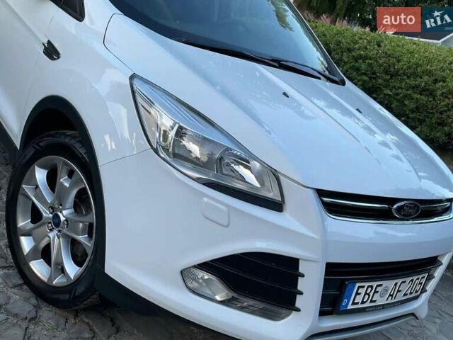 Белый Форд Куга, объемом двигателя 2 л и пробегом 187 тыс. км за 11000 $, фото 12 на Automoto.ua