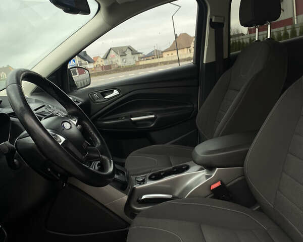 Білий Форд Куга, об'ємом двигуна 2 л та пробігом 248 тис. км за 11850 $, фото 15 на Automoto.ua