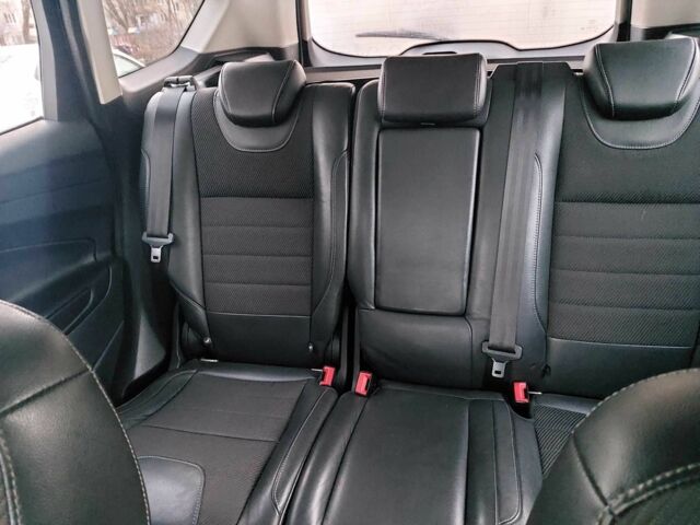 Белый Форд Куга, объемом двигателя 2 л и пробегом 245 тыс. км за 13500 $, фото 12 на Automoto.ua