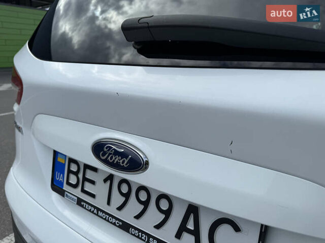 Форд Куга 2013 у Києві на Automoto.ua Білий Форд Куга, об'ємом двигуна 1.6 л та пробігом 126 тис. км за 13000 $, фото 15 на Automoto.ua